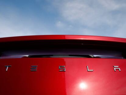 Un misterioso Tesla aparece en un vídeo del Roadster 2