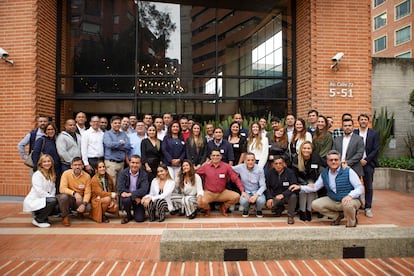 El equipo de DigiLab tras dar un taller en Bogotá, Colombia.