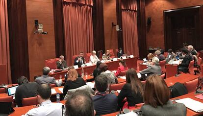 Santi Vila, durante su comparecencia en la comisión de cultura del Parlament.