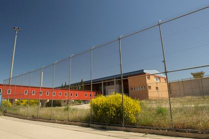 Exterior de la prisión de Zuera (Zaragoza), último centro penitenciario en licitar un concurso para cubrir la atención primaria de sus reclusos