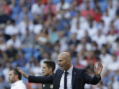 Zinedine Zidane, durante el partido contra el Valladolid.