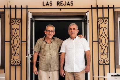 Los hermanos Carlos y José Domínguez Lumbreras (de izquierda a derecha), dueños de Las Rejas.