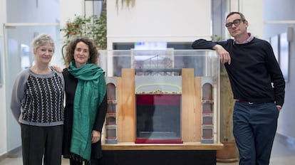 De izquierda a derecha, la francesa Laurance Janner, la española Charo Sánchez y el italiano Daniele del Pozzo, responsables de grupos y festivales que recurren a las artes escénicas como herramienta de integración y contra la violencia.
