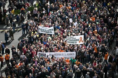 Pancartas durante la marcha en Barcelona.