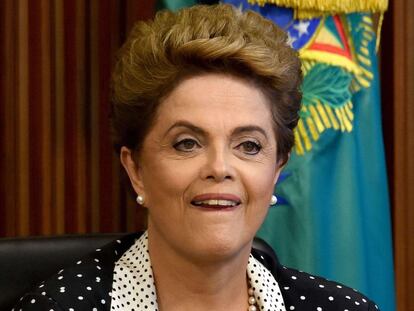 A presidenta Dilma Rousseff, em reunião sobre o zika na segunda-feira.