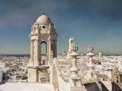 The view from one of the cathedral towers in Cádiz.