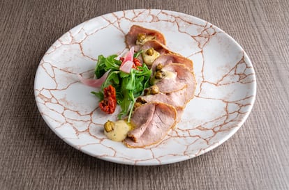 Plato de 'Vitello tonnato'.