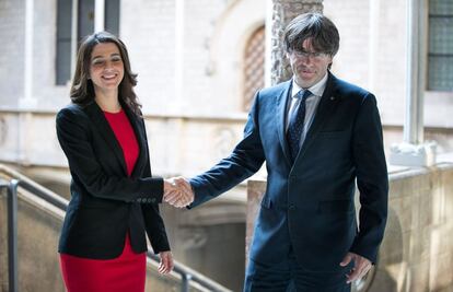 Arrimadas, en su reunión con Carles Puigdemont.