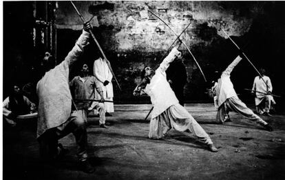 Una escena del 'Mahabharata', montaje de Peter Brook estrenado en 1985.