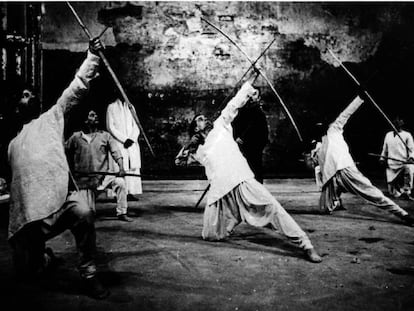 Una escena del 'Mahabharata', montaje de Peter Brook estrenado en 1985.