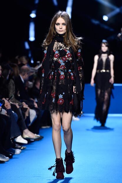 Elie Saab : Runway &#8211; Paris Fashion Week Womenswear Fall/Winter 2016/2017