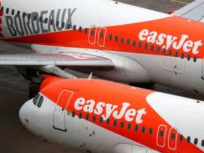 Avión de EasyJet en el aeropuerto de Berlin-Brandenburg.