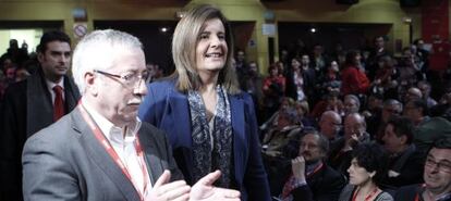 El secretario general de CCOO, Ignacio Fernández Toxo, y la ministra de Empleo, Fátima Báñez, en la clausura del congreso del sindicato.