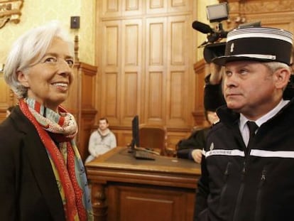 La responsable del FMI Christine Lagarde a su llegada al juzgado.