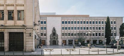 Antigua sede de la Fundación Caja Madrid en Madrid, en la plaza de las Descalzas de Madrid.