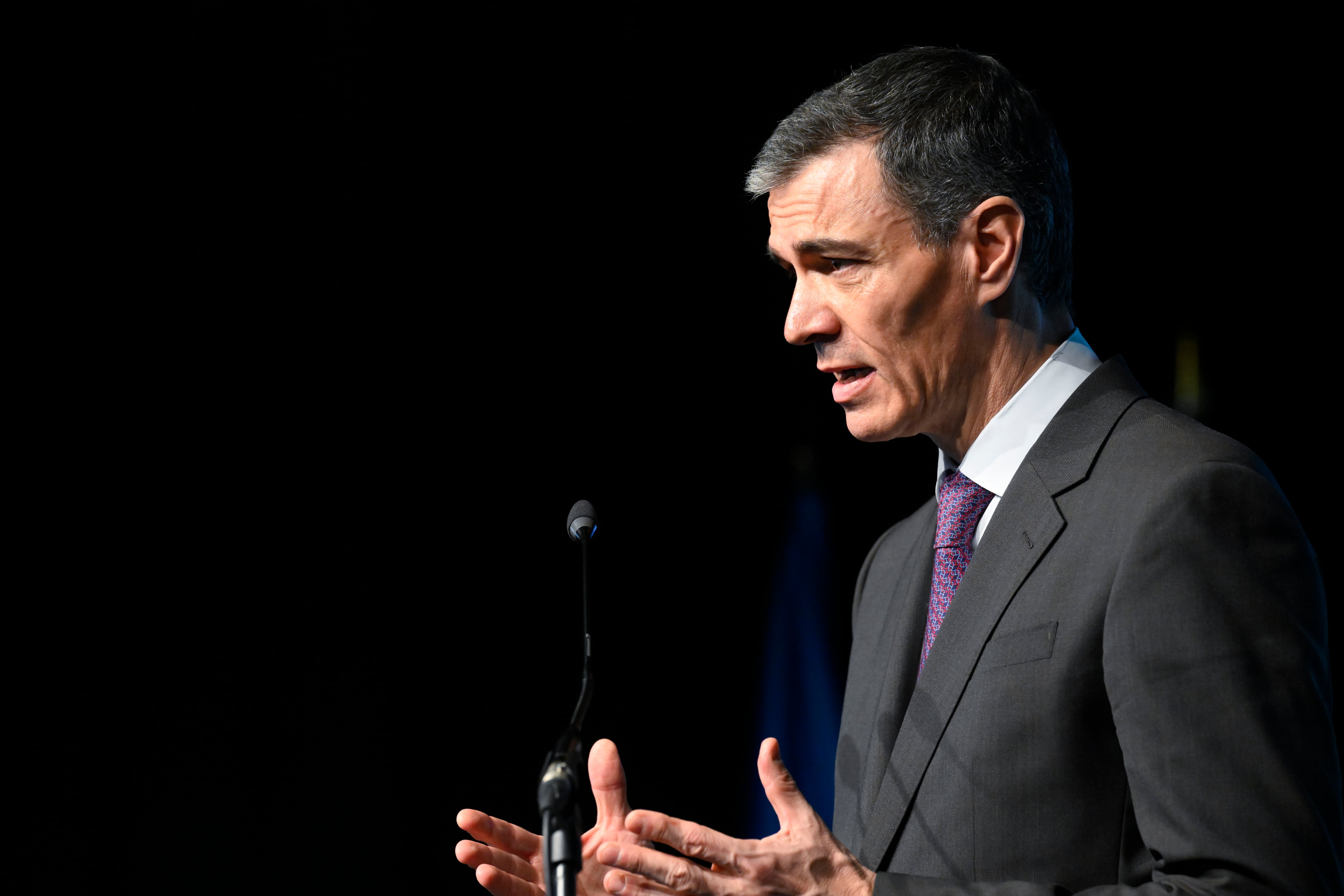 Sánchez rechaza la “acción militar unilateral” de EE UU e Israel: “Supone una escalada y contribuye a un orden internacional más incierto”