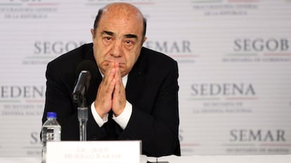 Jesús Murillo Karam durante una conferencia de prensa en 2014.
