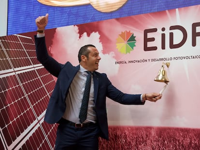 Fernando Romero, director general de EiDF, durante el toque de campana en la Bolsa de Madrid.