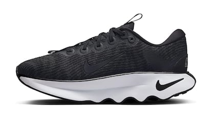 Nike Motiva.