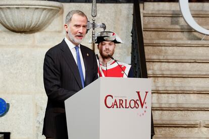  El rey Felipe VI, durante su discurso este viernes en el monasterio de San Jerónimo de Yuste en Cuacos de Yuste (Cáceres).
