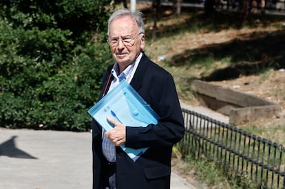 El presidente de Manos Limpias, Miguel Bernard, a su llegada a los juzgados de Plaza de Castilla, el 15 de julio.