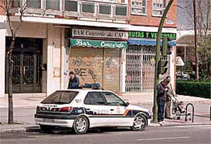 Fachada del bar <i>Concorde</i>, en la avenida del General Fanjul(Latina, ayer por la ma?ana.