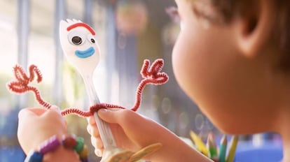 Frame de 'Toy Story 4': cuando Bonnie conoce a 'Forky'