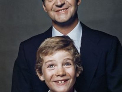 O Rei Juan Carlos e Felipe VI, em 1977.