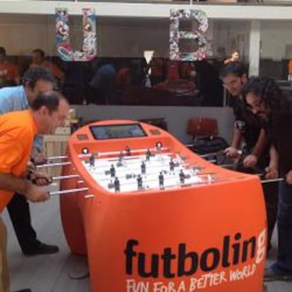 El futbolín se reinventa y se conecta a internet