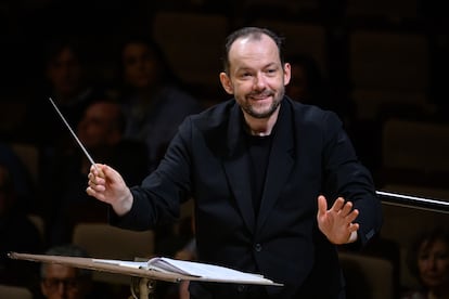 Andris Nelsons dirigiendo la ‘Sinfonía núm. 8’ de Dvořák, el pasado 26 de febrero en el Auditorio Nacional de Madrid.