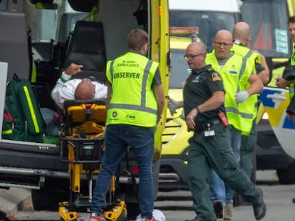 Uno de los heridos tras el atentado en Christchurch, el pasado 15 de marzo.