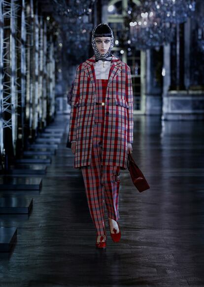 DIOR_AW21_LOOK__42