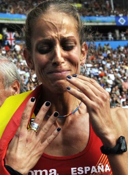 Natalia Rodríguez rompe a llorar tras ser descalificada por los jueces.