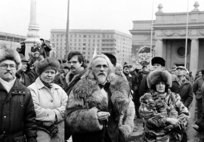 Moscú, 1990-1991. Manifestación junto al parque Gorki.