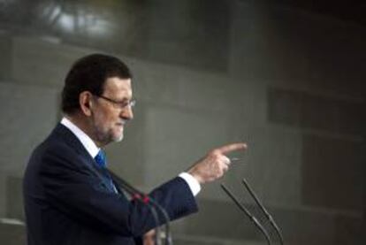 El presidente del Gobierno español, Mariano Rajoy, durante la rueda de prensa que ha ofrecido junto al primer ministro de Polonia, Donald Tusk.