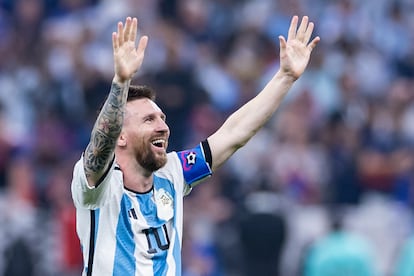 Lionel Messi celebra después de la final del Mundial de Qatar.
