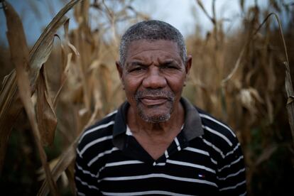 El líder de la asociación El Aguacatico, Pedro Pascual, es uno de los campesinos de Bahoruco, en República Dominicana, que, en 2021, decidieron luchar en contra de la expropiación de tierras a manos de la empresa de origen guatemalteco, Consorcio Azucarero Central (CAC).