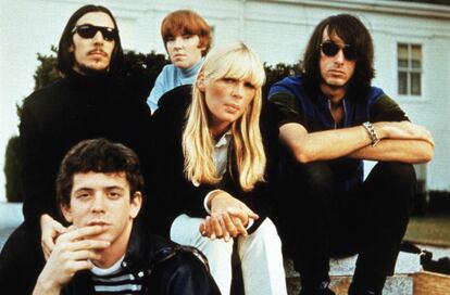 The Velvet Underground, con Nico en el centro, a finales de los sesenta.