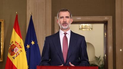 Felipe VI durante el mensaje televisado ante la crisis del coronavirus.