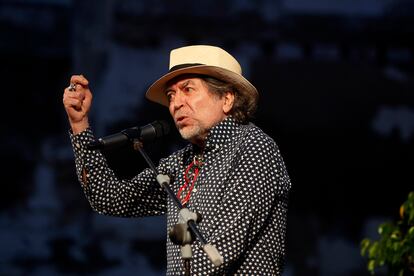 Joaquín Sabina, durante el acto de homenaje a Almudena Grandes, en Rota.