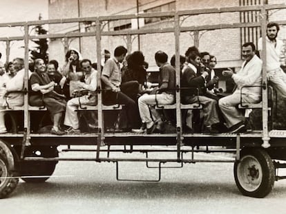 Internos del Hospital Psiquiátrico de Bétera, durante la fiesta de Sant Fiacre, patrón de los jardineros, en 1980.