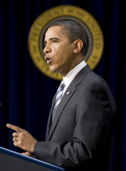 El presidente de EE UU, Barack Obama, ha explicado hoy su paquete de estímulos económicos a un grupo de pequeños empresarios.