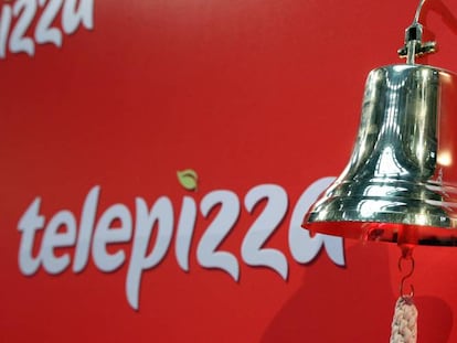 Logo de Telepizza durante su salida a Bolsa el año pasado.