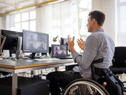 La digitalización es la gran aliada de la inclusión laboral de las personas con discapacidad