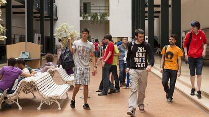 Estudiantes universitarios en Sevilla.