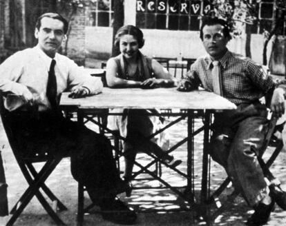 Lorca, María Teresa León y Alberti, en 1930.