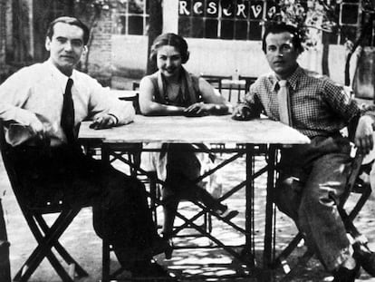 Lorca, Mar&iacute;a Teresa Le&oacute;n y Alberti, en 1930.