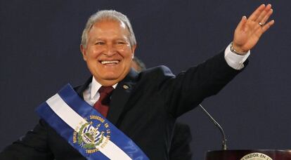 Salvador S&aacute;nchez Cer&eacute;n durante la ceremonia de toma de posesi&oacute;n como nuevo presidente de El Salvador.