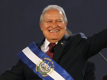 Salvador S&aacute;nchez Cer&eacute;n durante la ceremonia de toma de posesi&oacute;n como nuevo presidente de El Salvador.