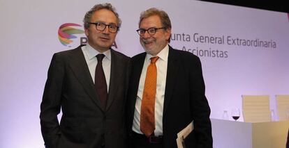 Juan Luis Cebrián y Manuel Polanco, en la junta extraordinaria de accionistas de Prisa.